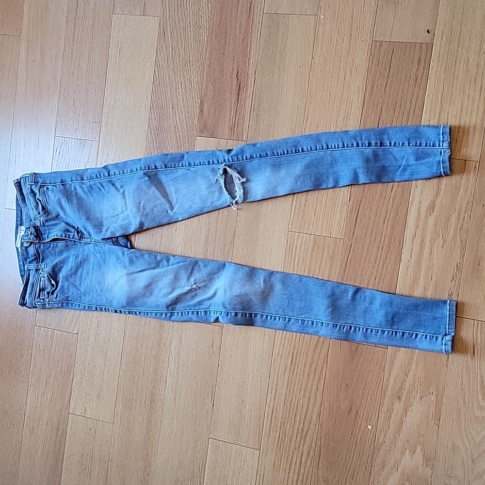 5/$15 Abercrombie jeans size 00R 24/31